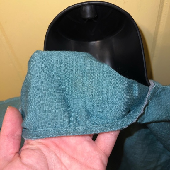 ⭐️Teal Floral Embroidered Wide Quarter Length Sleeve High Low Top Size S/M - Picture 9 of 9